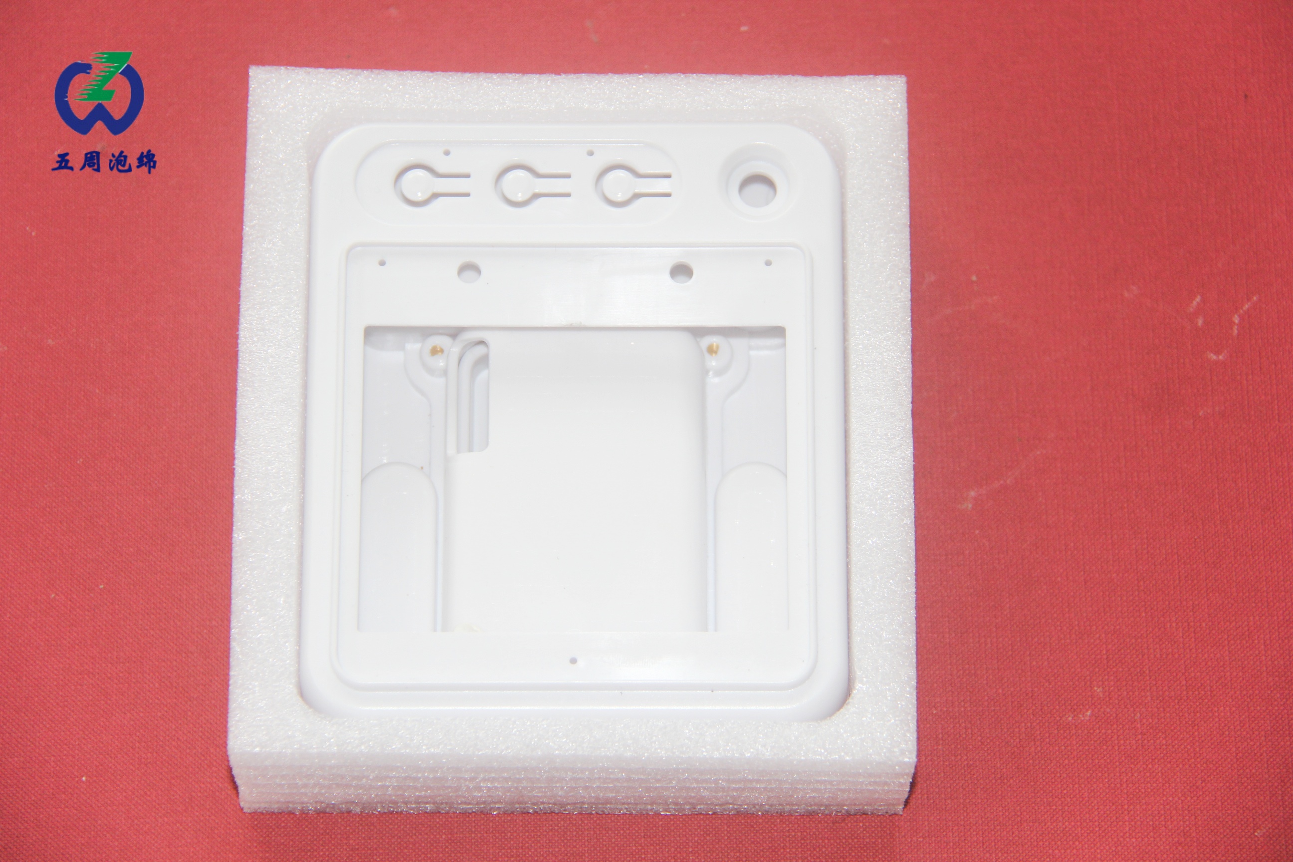 電子配件專用珍珠棉內(nèi)襯：精密組件的貼合防護(hù)方案