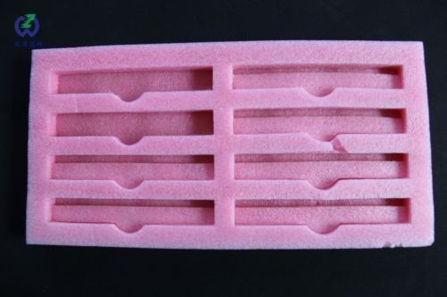 1.粉色多槽珍珠棉內(nèi)襯，細(xì)長(zhǎng)件批量防護(hù)優(yōu)選